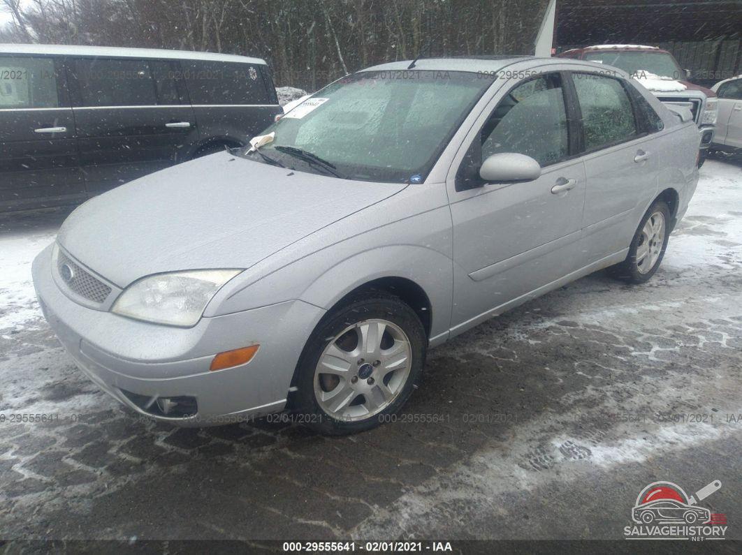 1FAHP38Z85W291134 2005 FORD FOCUS photo no. 2