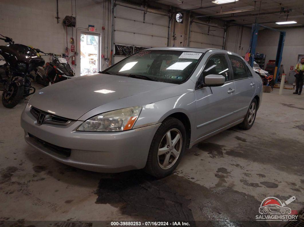1HGCM56874A010537 2004 HONDA ACCORD photo no. 2