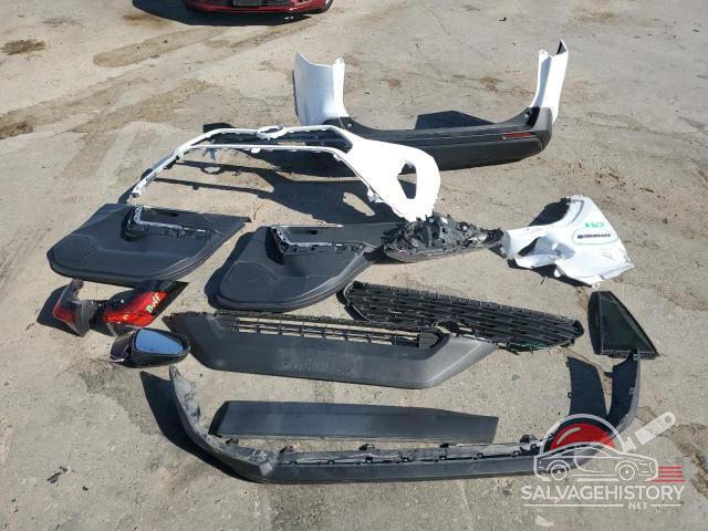 2T3MWRFV8KW004979 2019 TOYOTA RAV4 photo no. 13