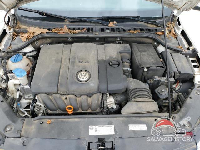 3VWLP7AJ6CM470315 2012 VOLKSWAGEN JETTA photo no. 11