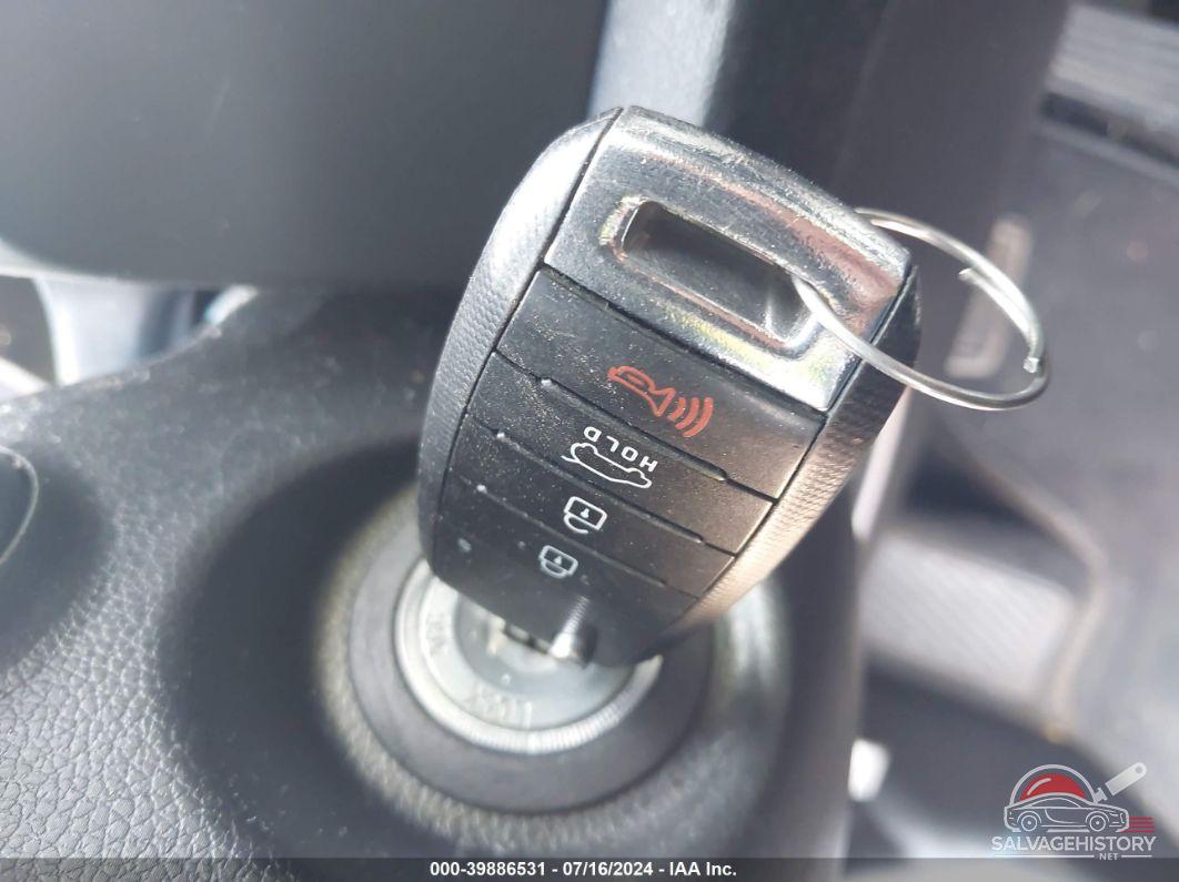 KNDPBCAC0F7767222 2015 KIA SPORTAGE photo no. 11