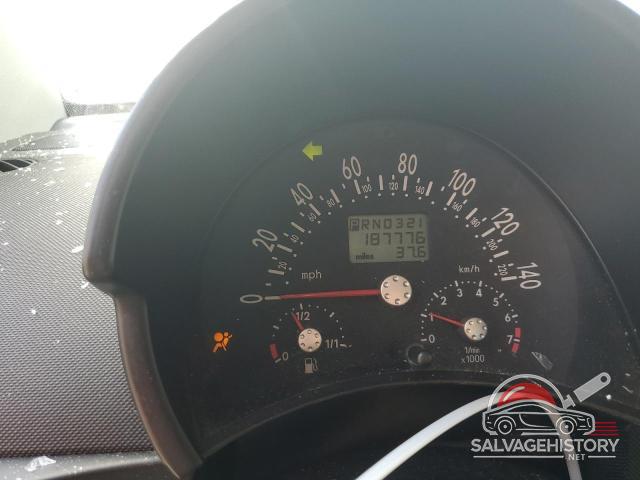 3VWCB21C72M410061 2002 VOLKSWAGEN BEETLE photo no. 9