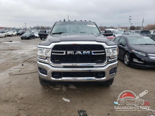 3C6UR5CLXKG707056 2019 RAM 2500 photo no. 5