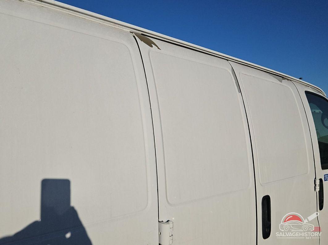1GCWGFCA1C1141381 2012 CHEVROLET EXPRESS G2500 photo no. 7