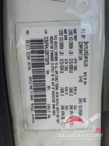 2C8GP64L52R772079 2002 CHRYSLER MINIVAN photo no. 13