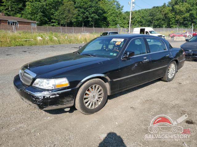 1LNHM82W83Y652602 2003 LINCOLN TOWNCAR photo no. 8