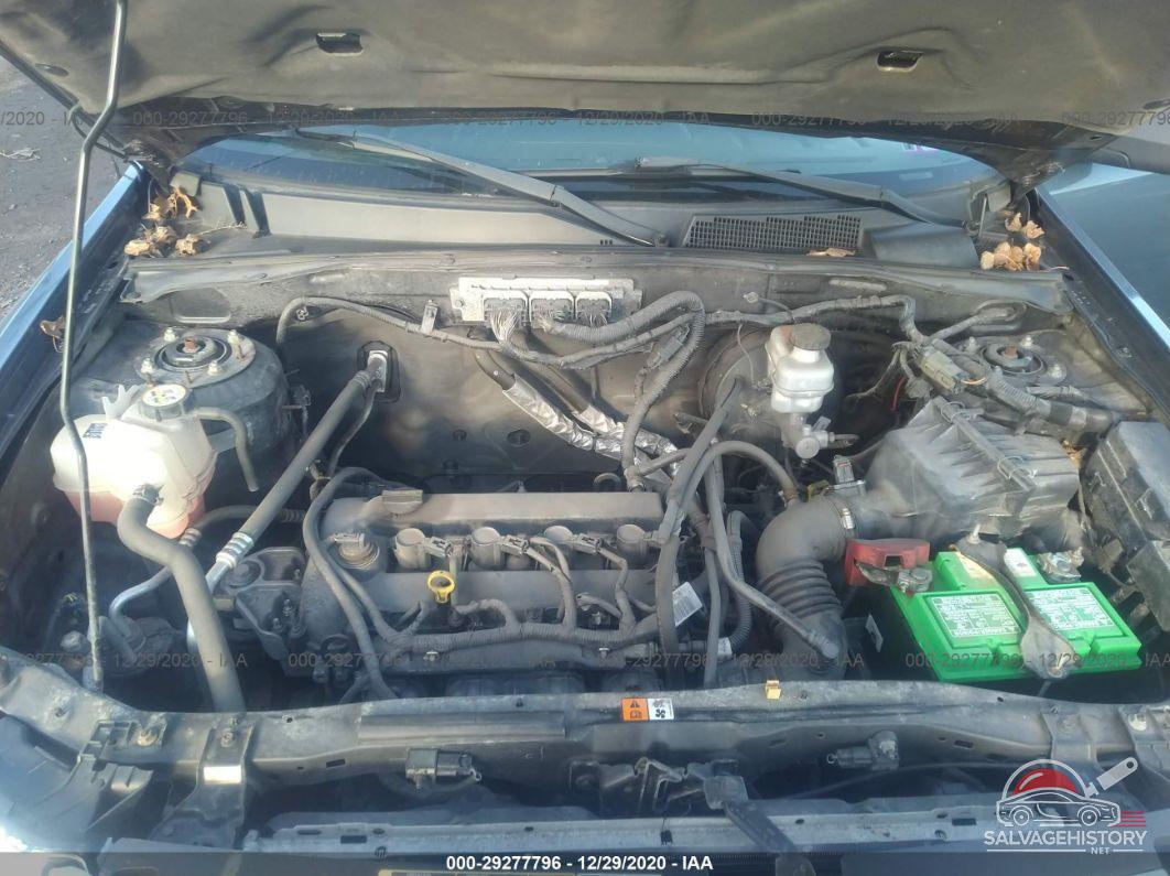 1FMCU0D70BKB88370 2011 FORD ESCAPE photo no. 10