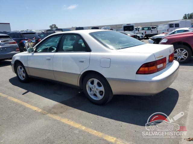 JT8BF28G8X0221066 1999 LEXUS ES300 photo no. 2