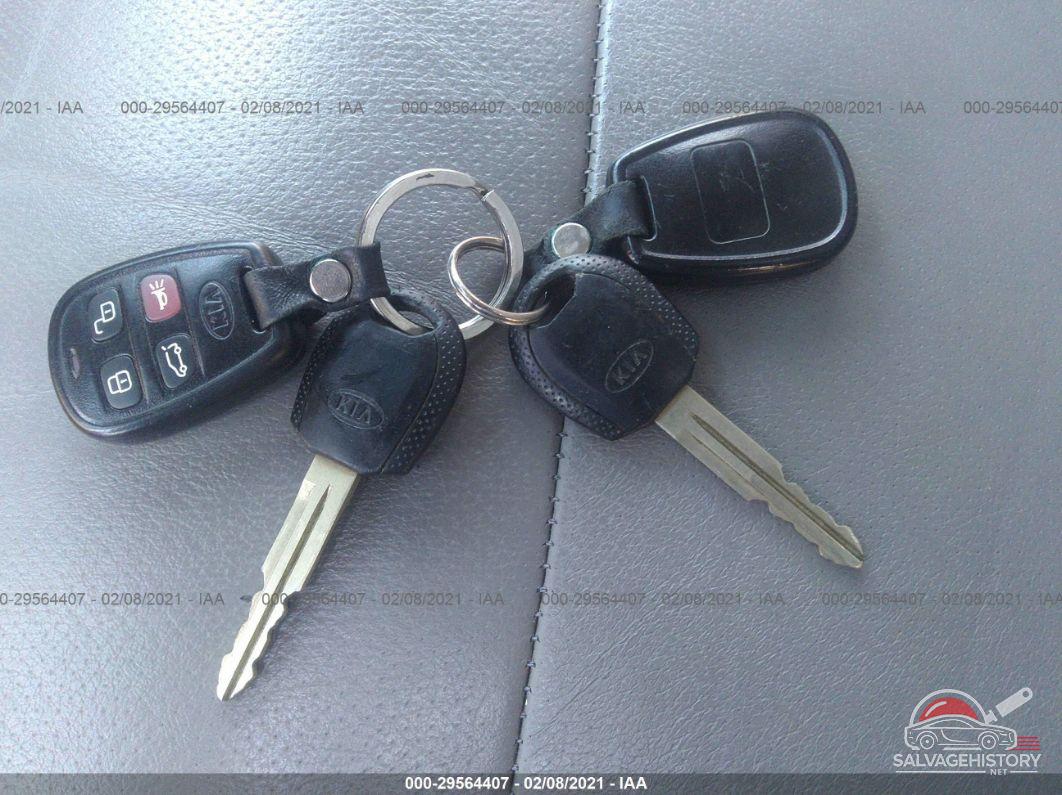 KNDJD733665572919 2006 KIA SORENTO photo no. 11