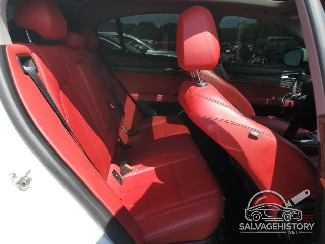 ZASPAKAN5M7D00834 2021 ALFA ROMEO STELVIO photo no. 10