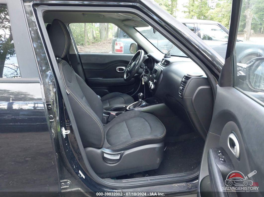 KNDJP3A52E7020230 2014 KIA SOUL photo no. 5