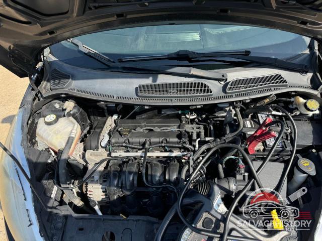 3N1CE2CP3GL372192 2016 NISSAN VERSA photo no. 7