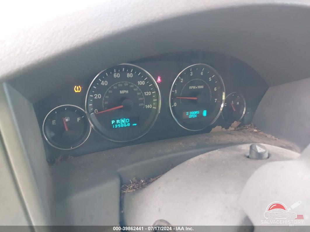 1J8HG48N26C175565 2006 JEEP COMMANDER photo no. 7