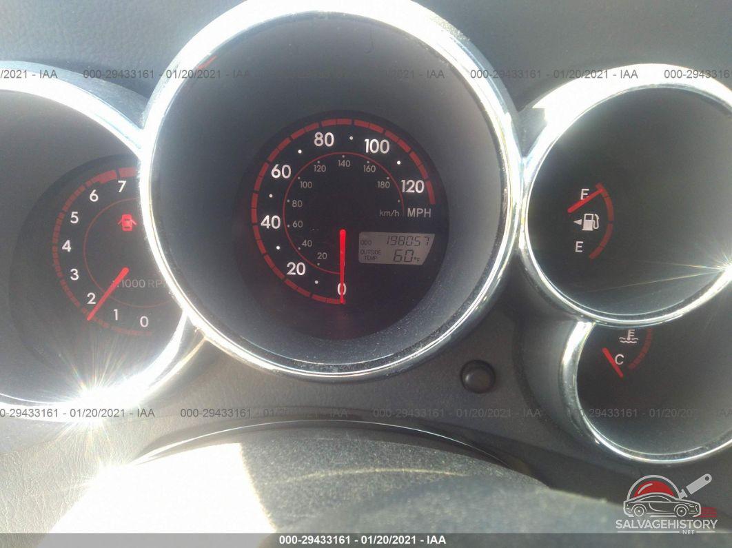 2T1KR32E55C551000 2005 TOYOTA MATRIX photo no. 7