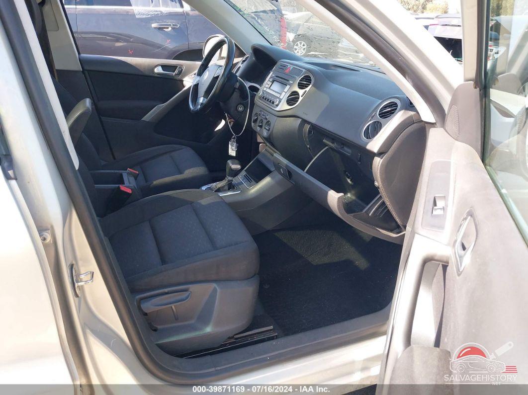 WVGAV75N29W502453 2009 VOLKSWAGEN TIGUAN photo no. 5
