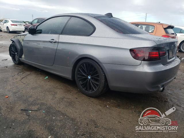 WBAKG7C50BE264004 2011 BMW 3 SERIES photo no. 2