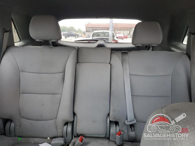 5XYKT3A1XBG072233 2011 KIA SORENTO photo no. 10