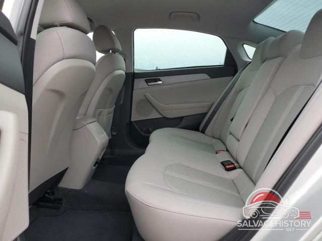 5NPE24AF3KH757409 2019 HYUNDAI SONATA photo no. 10