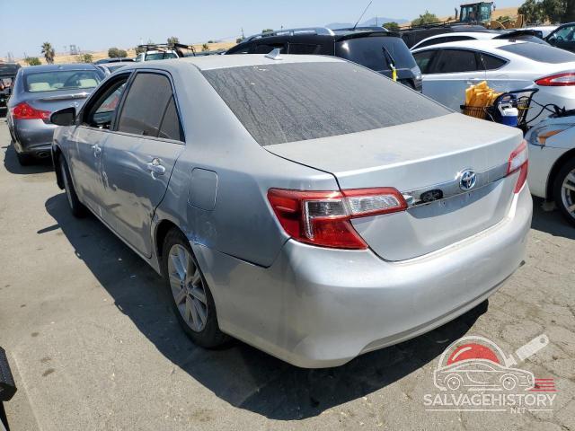 4T1BD1FK8DU094800 2013 TOYOTA CAMRY photo no. 2