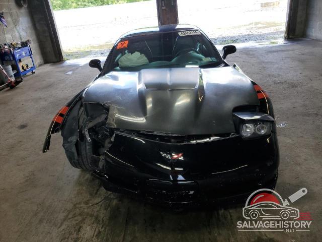 1G1YY22G945115019 2004 CHEVROLET CORVETTE photo no. 5