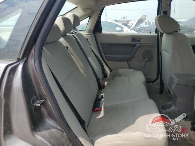 1FAHP3EN0AW263386 2010 FORD FOCUS photo no. 10