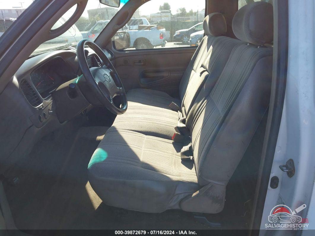 5TBJN3212YS114354 2000 TOYOTA TUNDRA photo no. 8