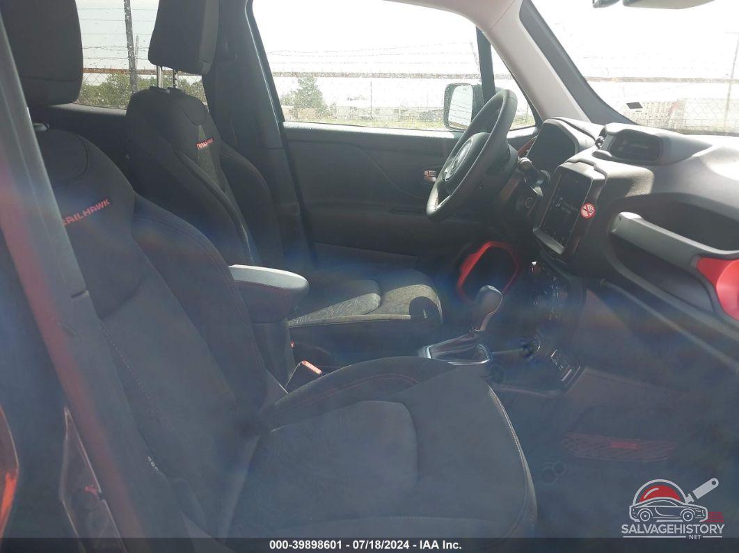 ZACNJDC17PPP65125 2023 JEEP RENEGADE photo no. 5