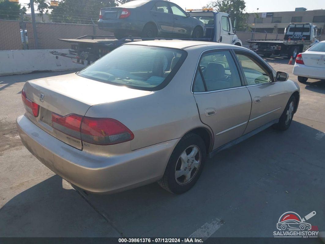 1HGCG66561A017347 2001 HONDA ACCORD photo no. 4