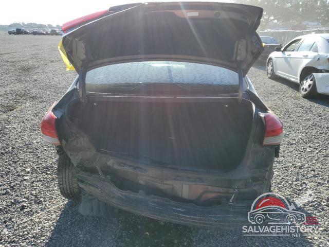 3KPFK4A78HE130392 2017 KIA FORTE photo no. 6