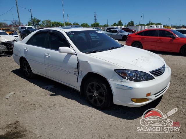 JTDBE32K240286868 2004 TOYOTA CAMRY photo no. 4