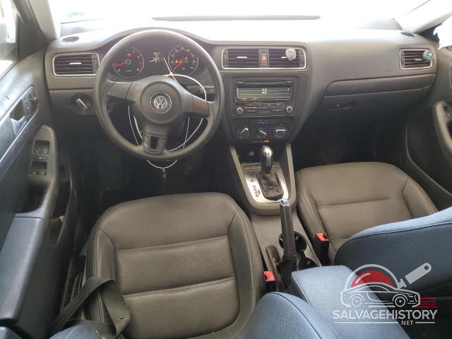 3VWDP7AJ6CM333380 2012 VOLKSWAGEN JETTA photo no. 8