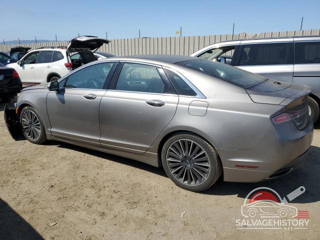 3LN6L2LU3GR628233 2016 04 MKZ photo no. 2