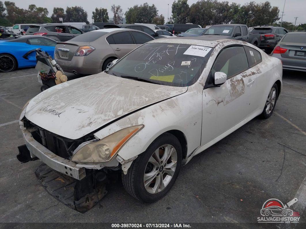 JN1CV6EK3FM871331 2015 INFINITI Q60 photo no. 2