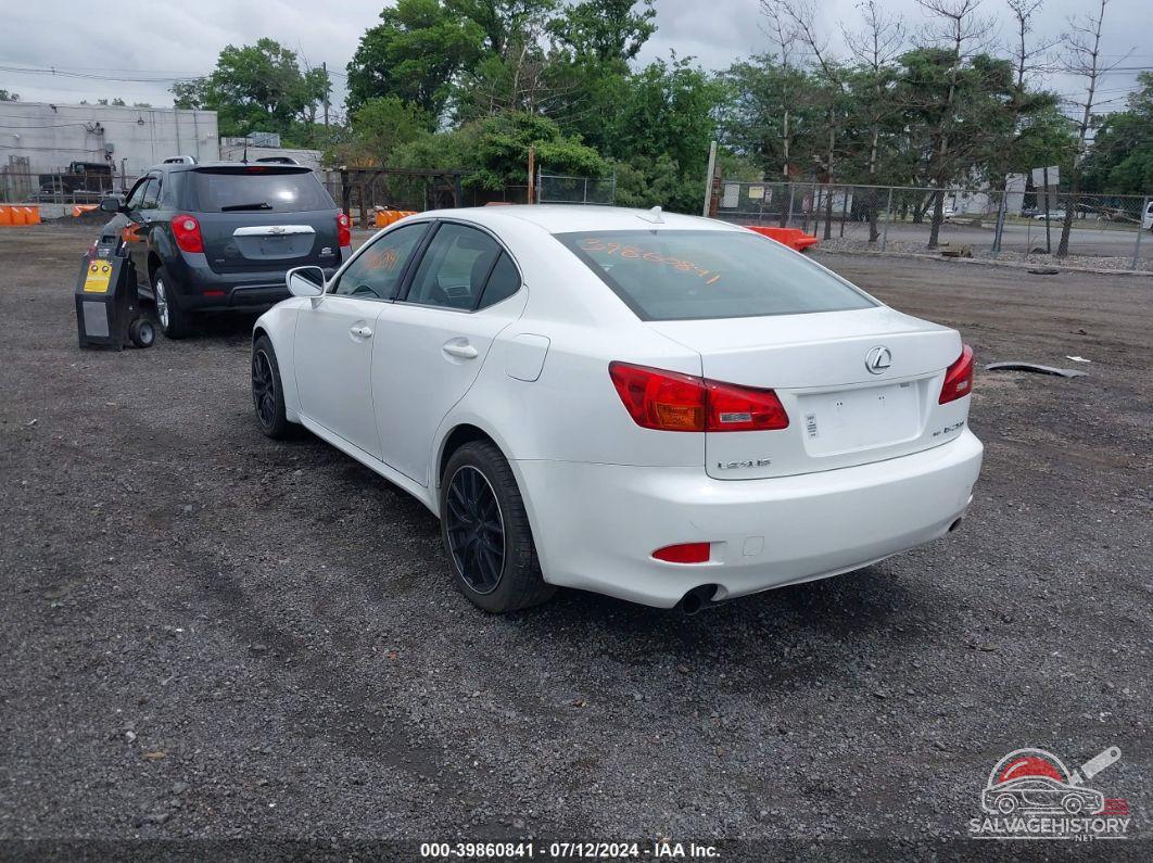 JTHCK262985020840 2008 LEXUS IS 250 photo no. 3
