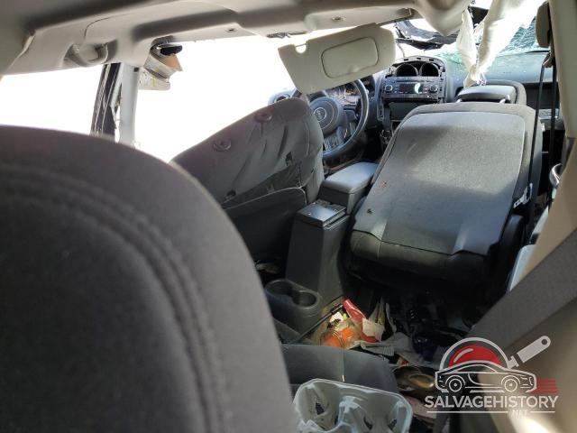 1C4NJRFB0ED742642 2014 JEEP PATRIOT photo no. 8