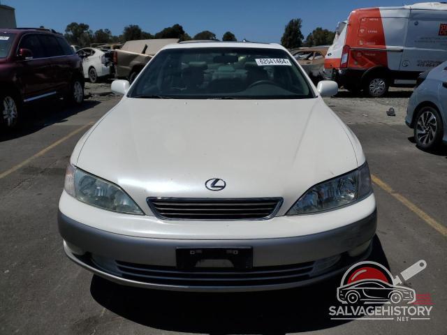 JT8BF28G8X0221066 1999 LEXUS ES300 photo no. 5