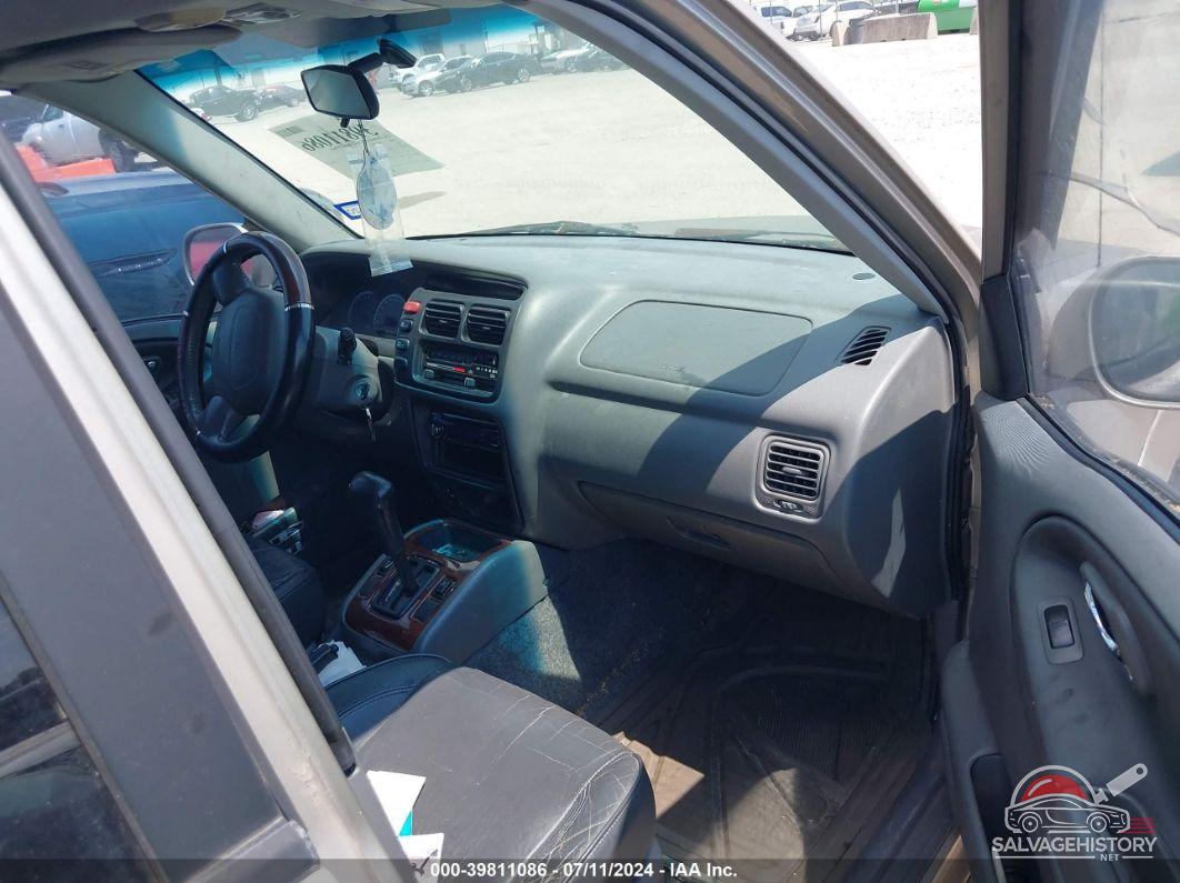 JS3TY92V524102300 2002 SUZUKI XL7 photo no. 5