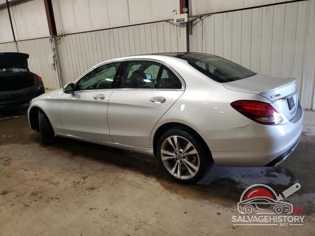 55SWF4KB8JU265135 2018 MERCEDES-BENZ C-CLASS photo no. 2