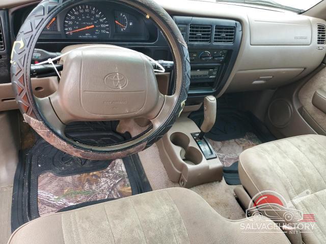4TASM92N6YZ592193 2000 TOYOTA TACOMA photo no. 8