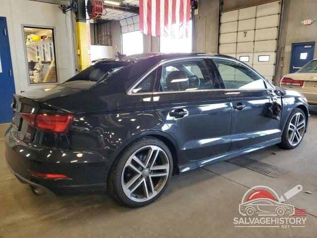 WAUJ8GFF1J1049069 2018 AUDI A3 photo no. 3