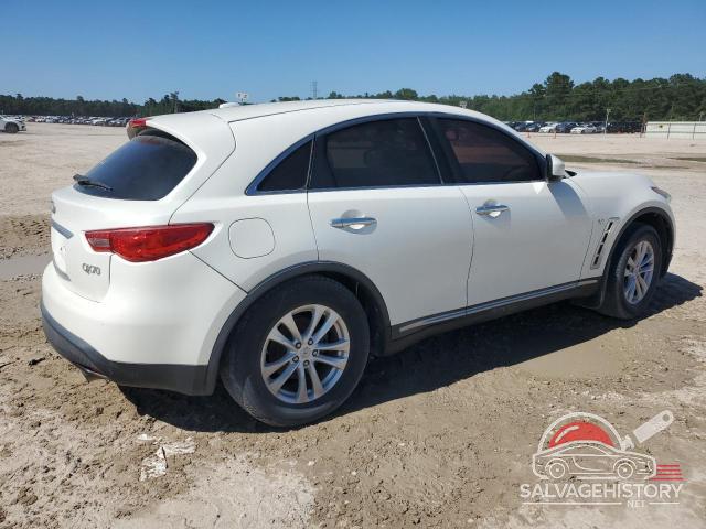 JN8CS1MU6EM451321 2014 INFINITI Q70 photo no. 3