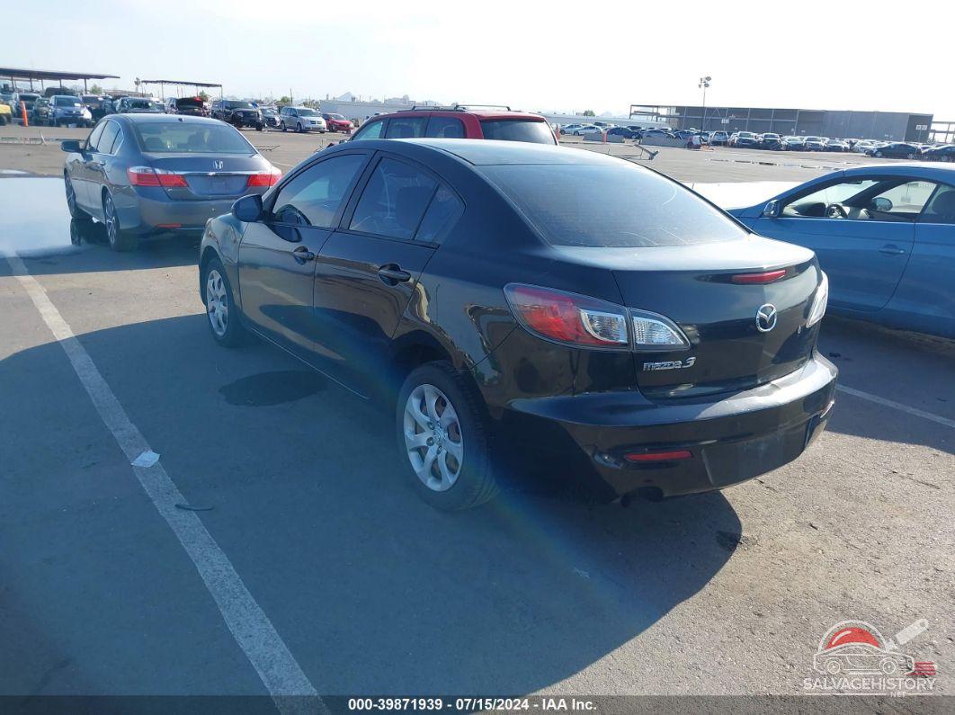 JM1BL1TG7D1793568 2013 MAZDA 3 photo no. 3