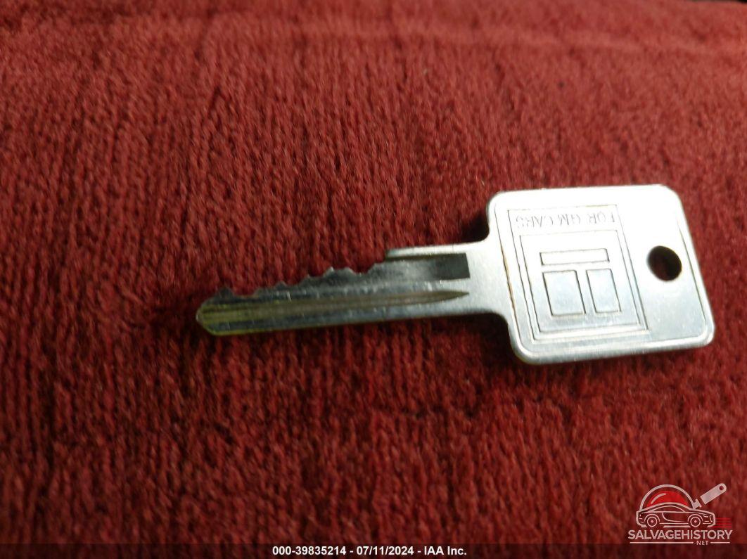 1GTBS14A2C2515439 1982 GMC S TRUCK photo no. 11