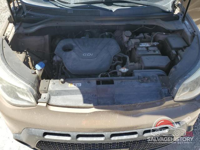 KNDJN2A21F7208776 2015 KIA SOUL photo no. 11