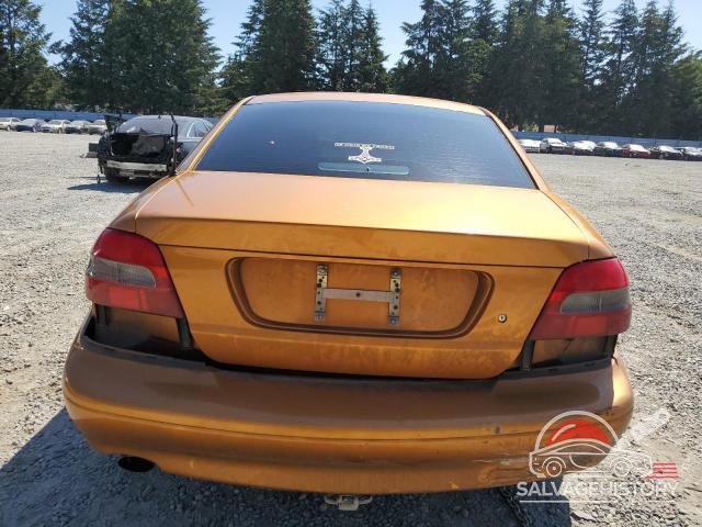 YV1NK56D3YJ020928 2000 VOLVO C70 photo no. 6