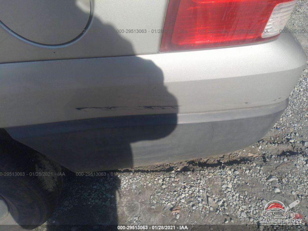 1FMPU15L14LA85989 2004 FORD EXPEDITION photo no. 6
