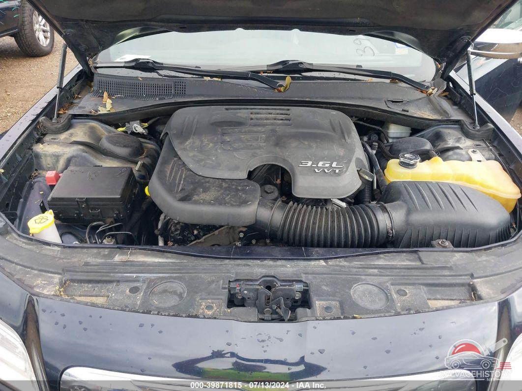 2C3CA5CG6BH564335 2011 CHRYSLER 300 photo no. 10
