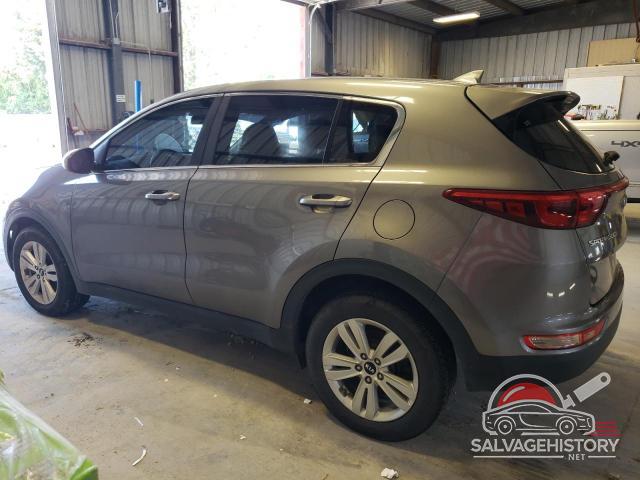 KNDPM3AC8J7467544 2018 KIA SPORTAGE photo no. 2