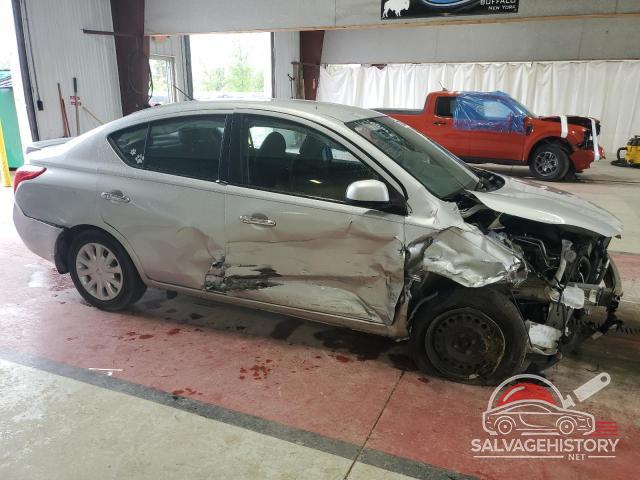 3N1CN7AP5DL836224 2013 NISSAN VERSA photo no. 4