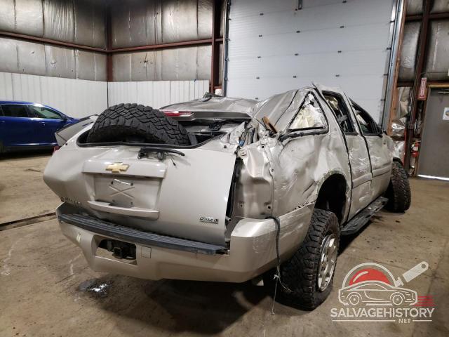 3GNFK16368G171281 2008 CHEVROLET SUBURBAN photo no. 4
